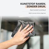 Carmotec Glasdoek neemt een kunststof raam zonder druk af