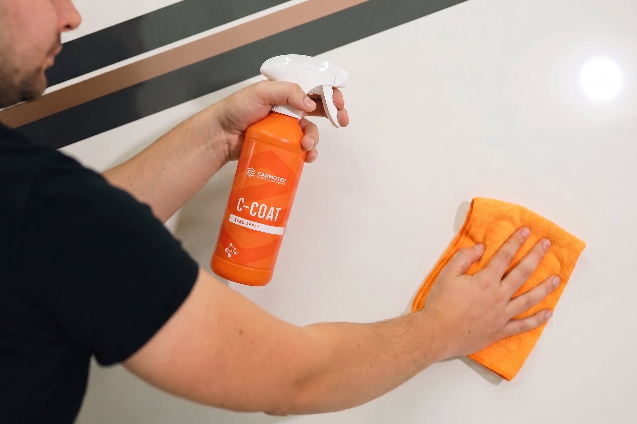 Carmotec C-Coat Nanospray voor camper en caravan – SiO2 keramische beschermspray met diepe glans