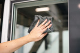 Camper raam poetsen met Carmotec glasdoek – streeploos schoon resultaat