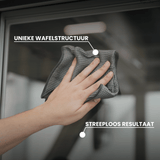 Carmotec Glasdoek in gebruik – unieke wafelstructuur voor streeploos ramen poetsen